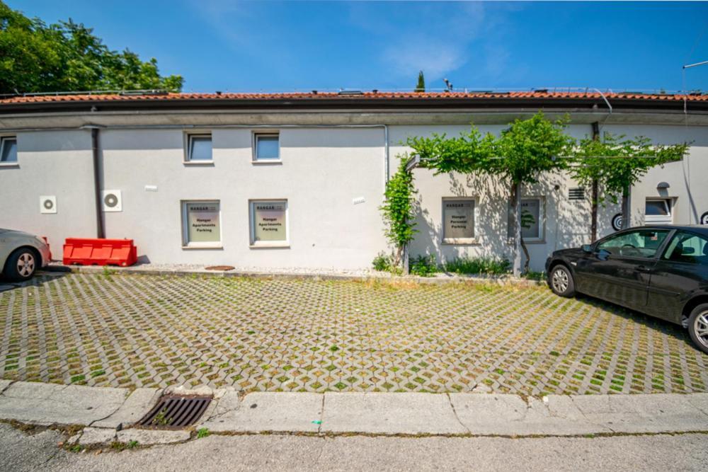 Hangar Apartments Izola Exterior photo